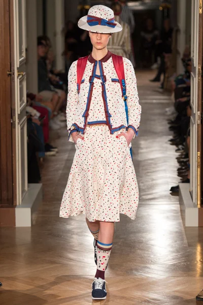 Look 20